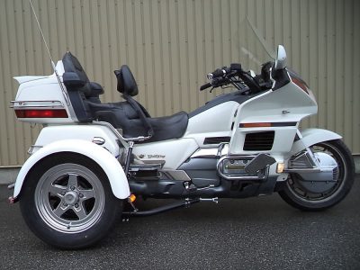 Honda Goldwing + Triax TM-342-M